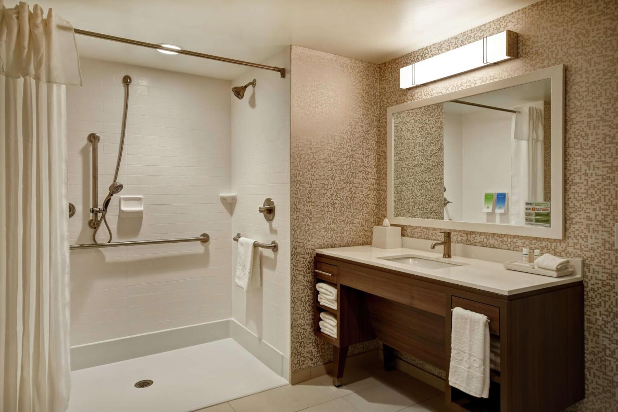 Home2 Suites By Hilton Терре-Хот Экстерьер фото