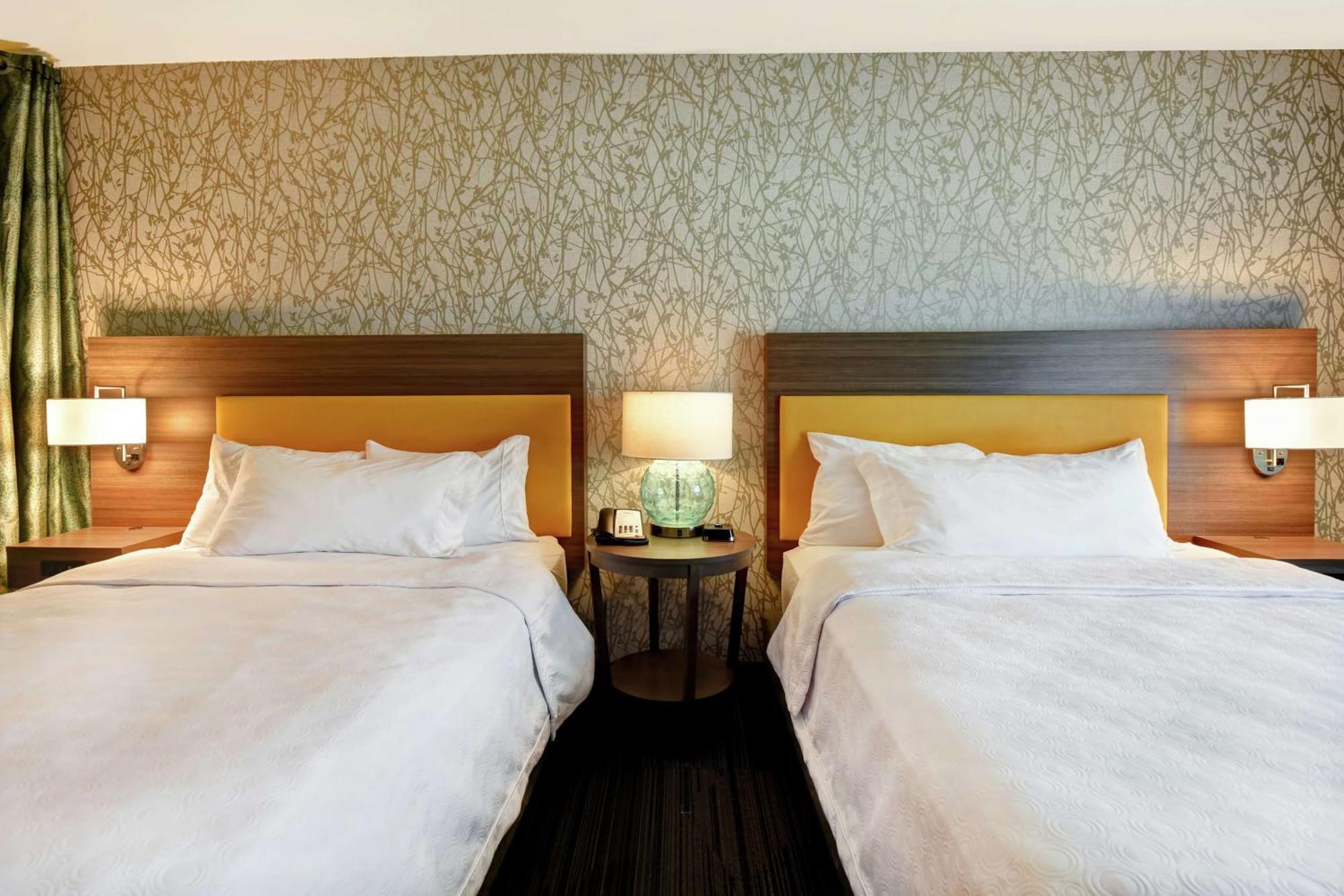 Home2 Suites By Hilton Терре-Хот Экстерьер фото